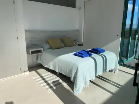 Villa Kala Sitges – 5 chambres, piscine privée et vue mer : photo 33