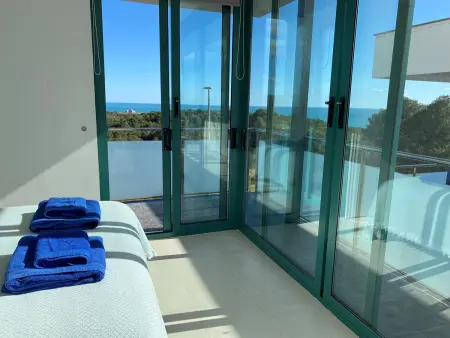 Villa Kala Sitges – 5 chambres, piscine privée et vue mer : photo 34