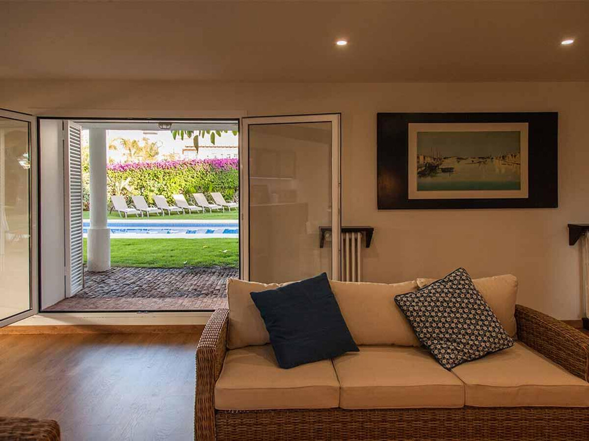 Villa Tupinetti : 6 chambres, piscine privée à 100m de la plage - Photo 15