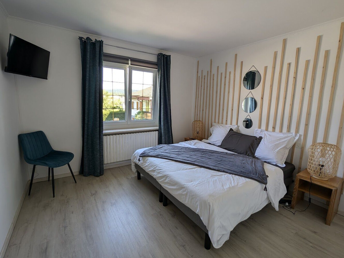 Maison 5 chambres, jardin privé, 9 personnes à Dinozé - Photo 3