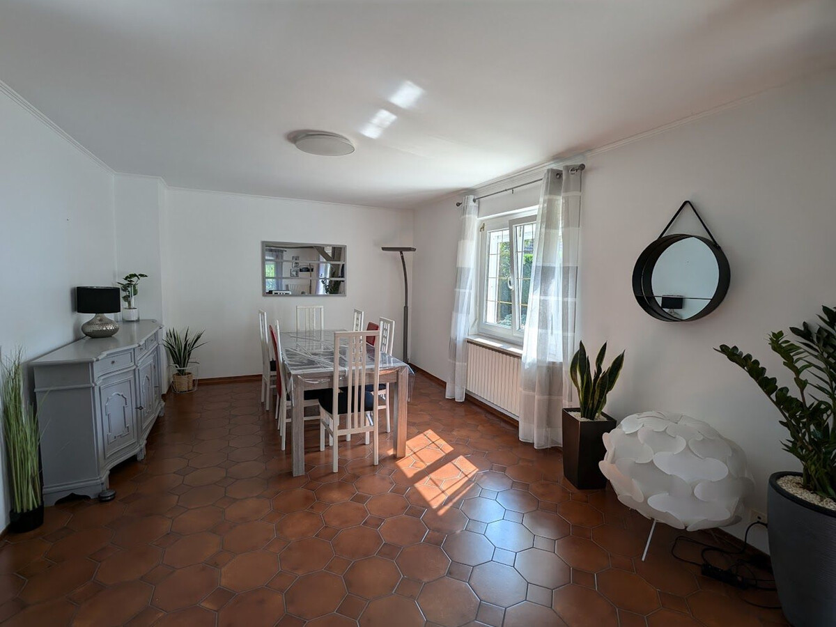 Maison 5 chambres, jardin privé, 9 personnes à Dinozé - Photo 4