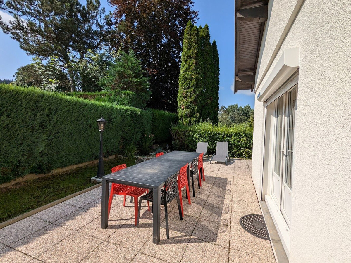 Maison 5 chambres, jardin privé, 9 personnes à Dinozé - Photo 6