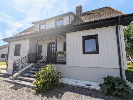 Location gite à Saulcy sur Meurthe, Gîte spacieux, confort moderne, jardin paisible