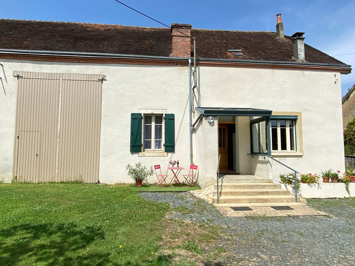Fermette avec étang privé à Gournay, Berry - Photo 1
