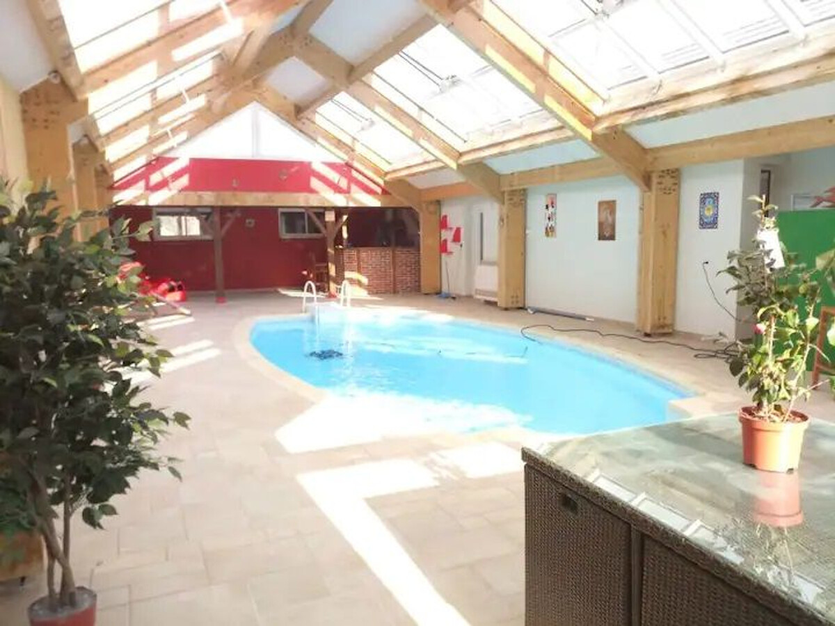 Gîte Berry 12 pers. : piscine chauffée et terrains de sport - Photo 2