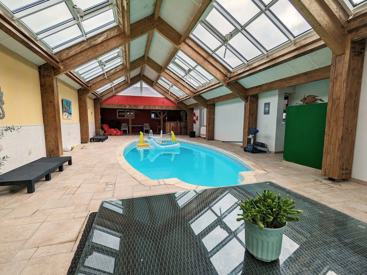Gîte Berry 12 pers. : piscine chauffée et terrains de sport - Photo 10