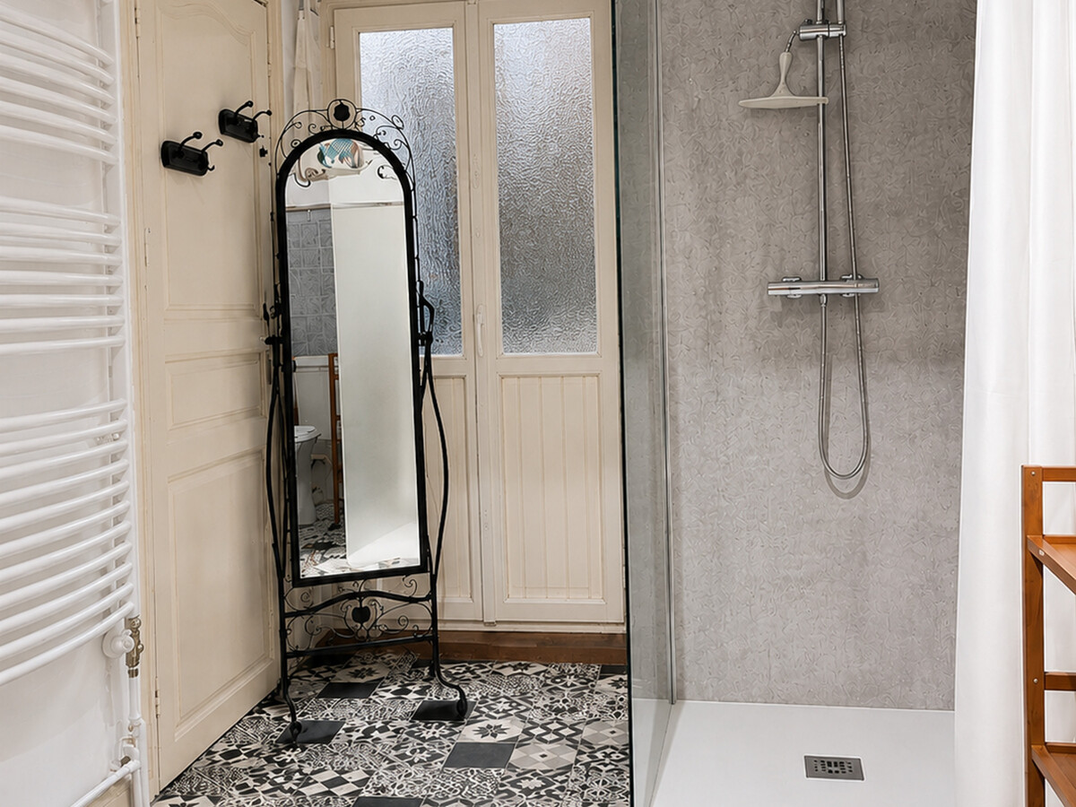 Le Bénédictin, gîte médiéval 6 pers. à Saint-Benoît-du-Sault - Photo 11