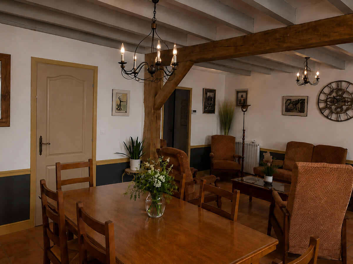 Le Bénédictin, gîte médiéval 6 pers. à Saint-Benoît-du-Sault - Photo 13