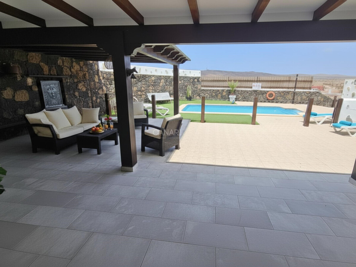 Maison Indira à Lajares : piscine privée et terrasse panoramique - Photo 1