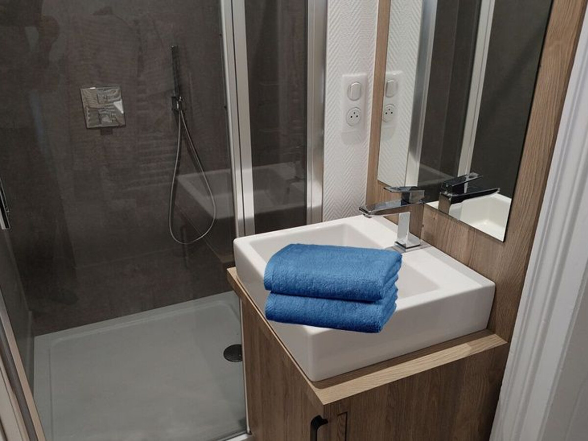 Appartement 4* rénové face au parc thermal à Vittel - Photo 14