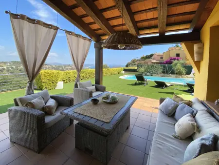 Location maison à Begur, Alquiler villa con piscina en Begur, Centro