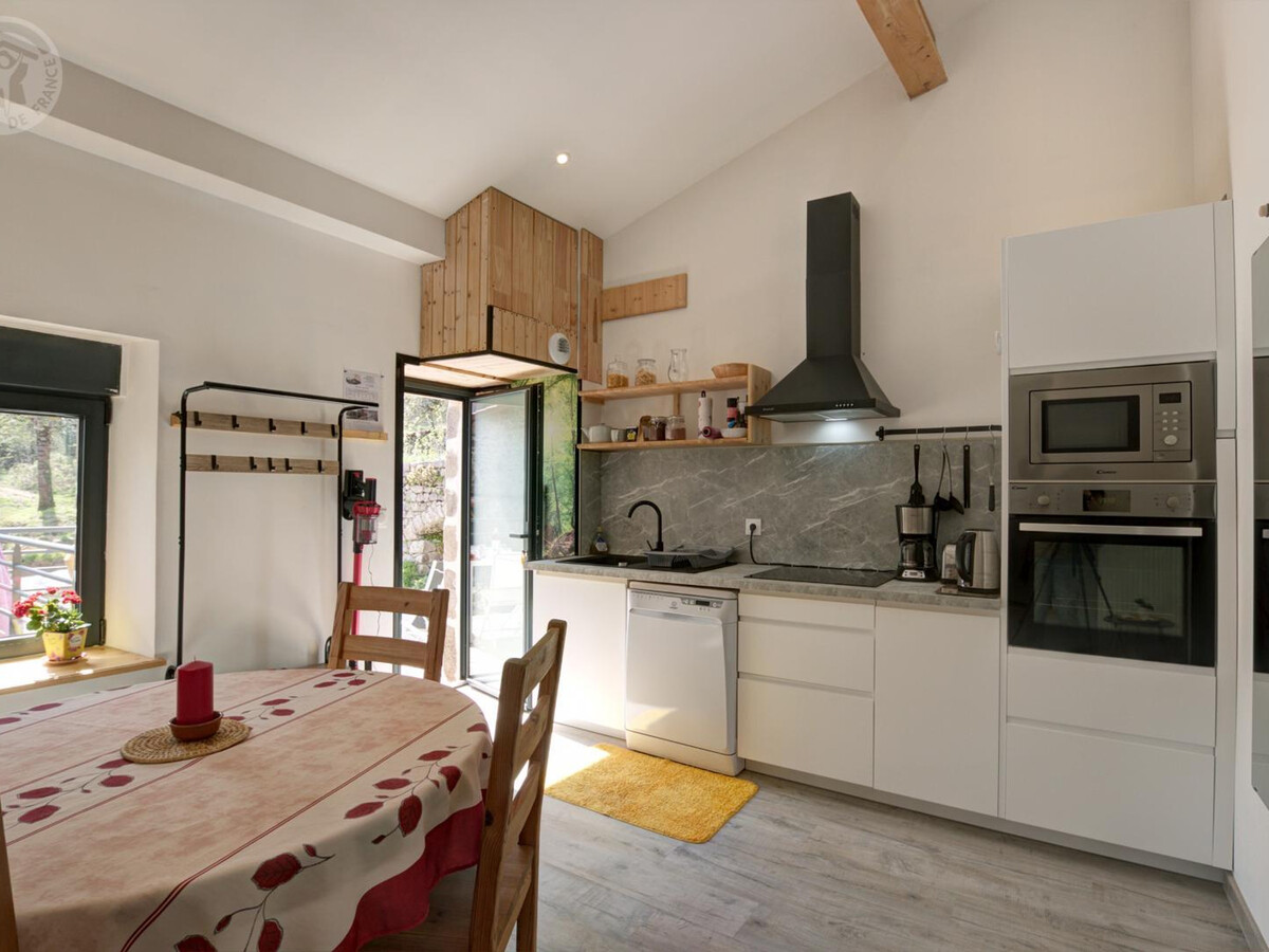 Gîte pierre 18ème siècle avec jacuzzi, vue vallée - Photo 13