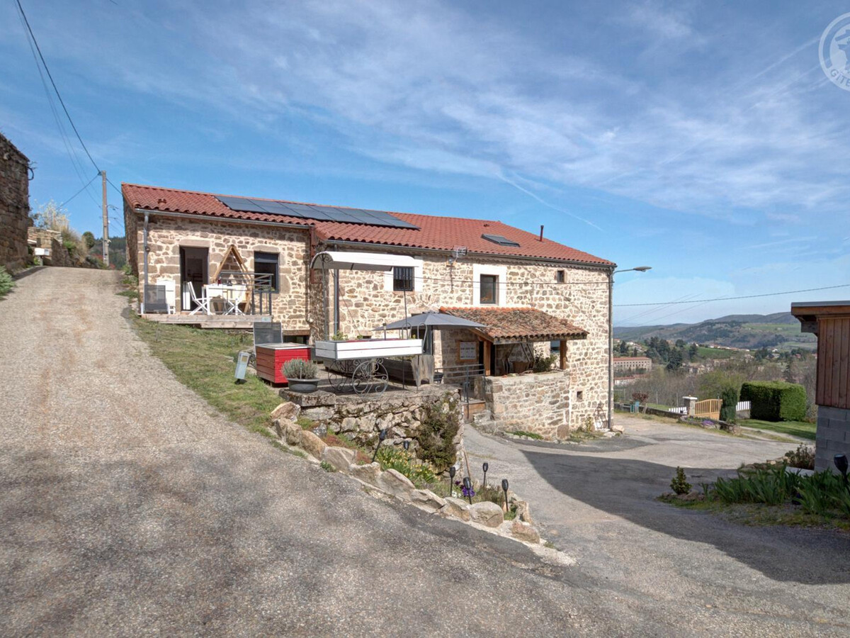 Gîte pierre 18ème siècle avec jacuzzi, vue vallée - Photo 19