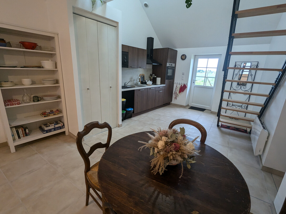 Gîte Les Ratys : longère en pierre à Chaingy - Photo 3