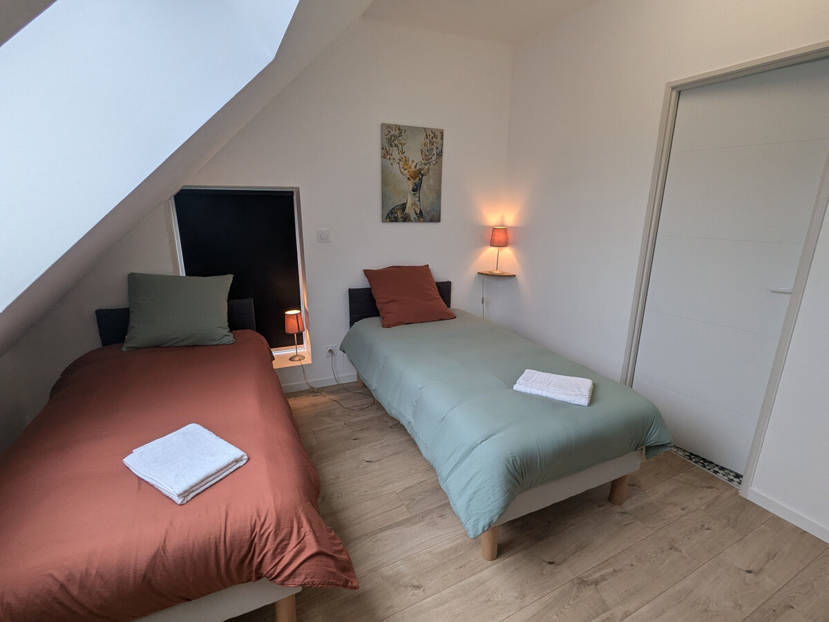 Gîte Les Ratys : longère en pierre à Chaingy - Photo 12