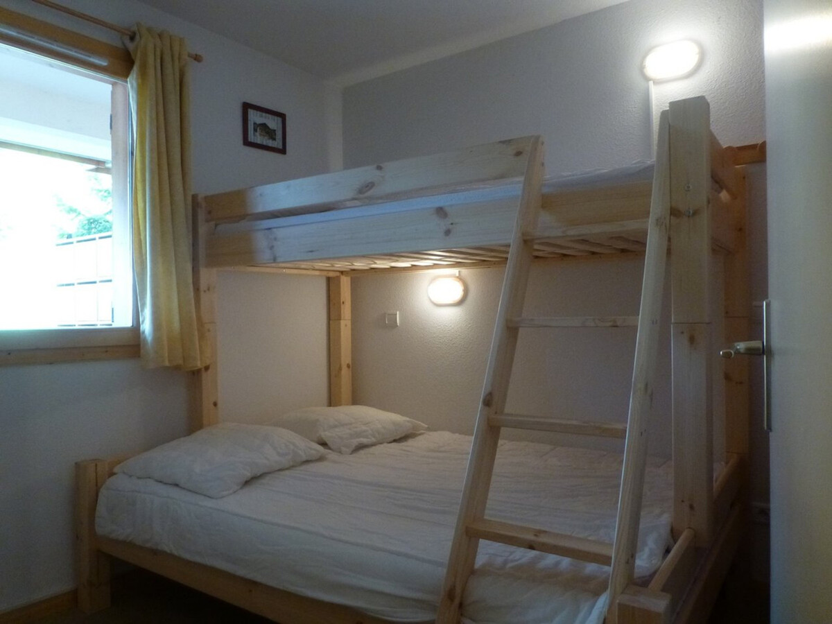 Appartement lumineux avec balcon, 2 chambres, proche des pistes - Photo 5