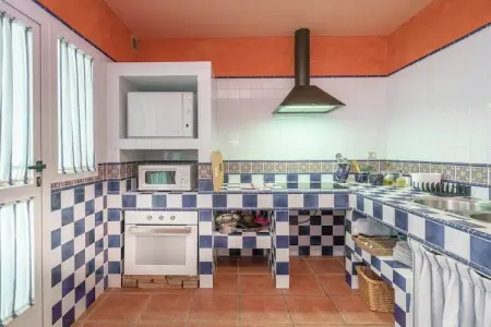 Malvarrosa, Maison de vacances à Tajo avec piscine et forêt - Photo 11