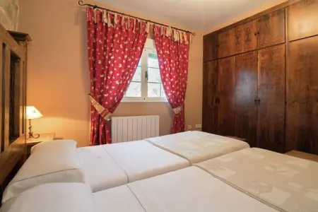 Malvarrosa, Maison de vacances à Tajo avec piscine et forêt - Photo 14