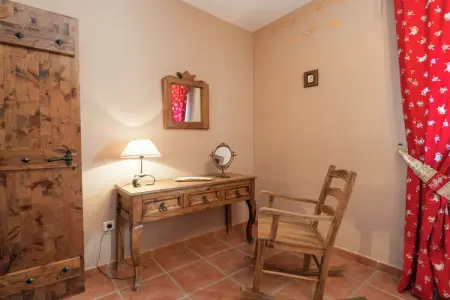 Malvarrosa, Maison de vacances à Tajo avec piscine et forêt - Photo 16