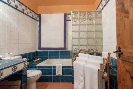Malvarrosa, Maison de vacances à Tajo avec piscine et forêt - Photo 25
