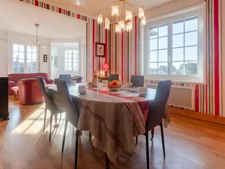 Le Normandie Home - Apt 3 pièces Cabourg, vue Casino : photo 5