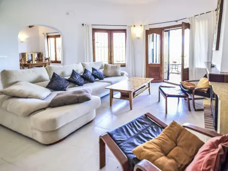 Villa Clementina à Pego : vue panoramique et piscine privée : photo 4