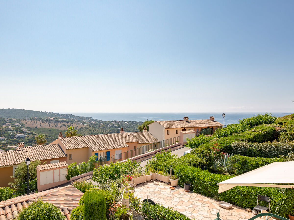 Apt 2 pièces Les Issambres, terrasse sud et vue mer - Photo 15