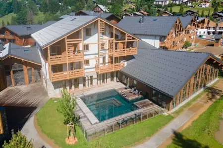 Location appartement à Megève, Logement exclusif : terrasse, parking et piscine