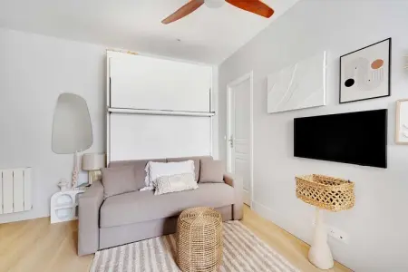 Location appartement à Paris, Agréable studio - 2P - Proche Tuileries/Louvre
