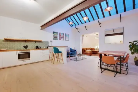 Location appartement à Paris, Appartement chic et spacieux - 2BR/6P - Sentier