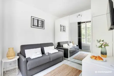 Location appartement à Paris, Studio rue de Bretagne au coeur du Marais