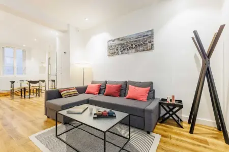 Location appartement à Paris, Appartement cosy - 1BR/4P - Proche Champs-Élysées