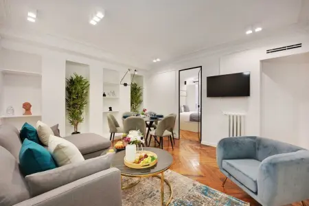 Location appartement à Paris, Magnifique appartement - 2BR/6P - Gare Saint-Lazare