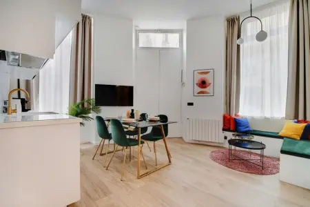 Location appartement à Paris, Charming apartment - 2BR/4P - Rochechouart