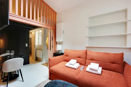 Location appartement à Paris, Appartement Chic et Cosy-Canal Saint Martin
