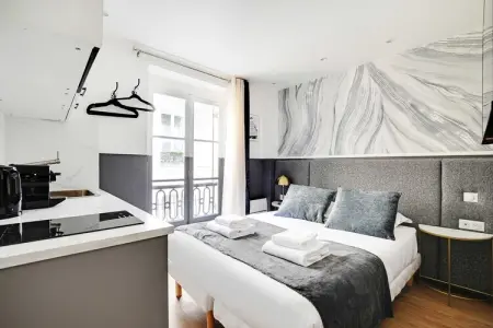 Location appartement à Paris, Modern Studio for 2P with A/C - Near Montmartre