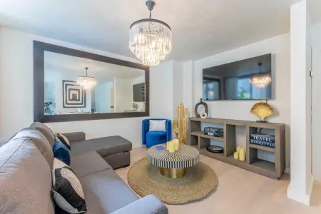 Location appartement à Paris, Appartement cosy climatisé avec balcon - 1BR/4P - Tour Eiffel