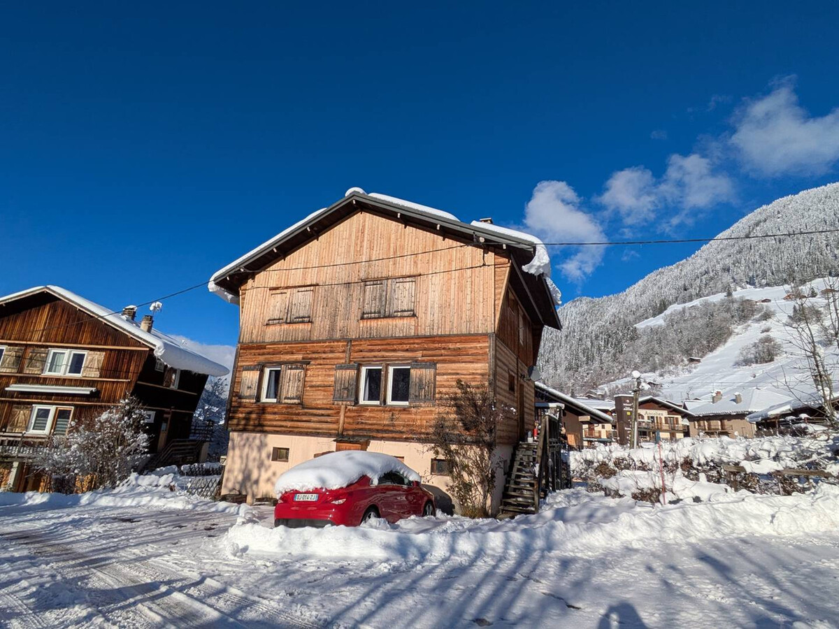 Chalet 68m² cœur de village, 50m des pistes - Photo 8