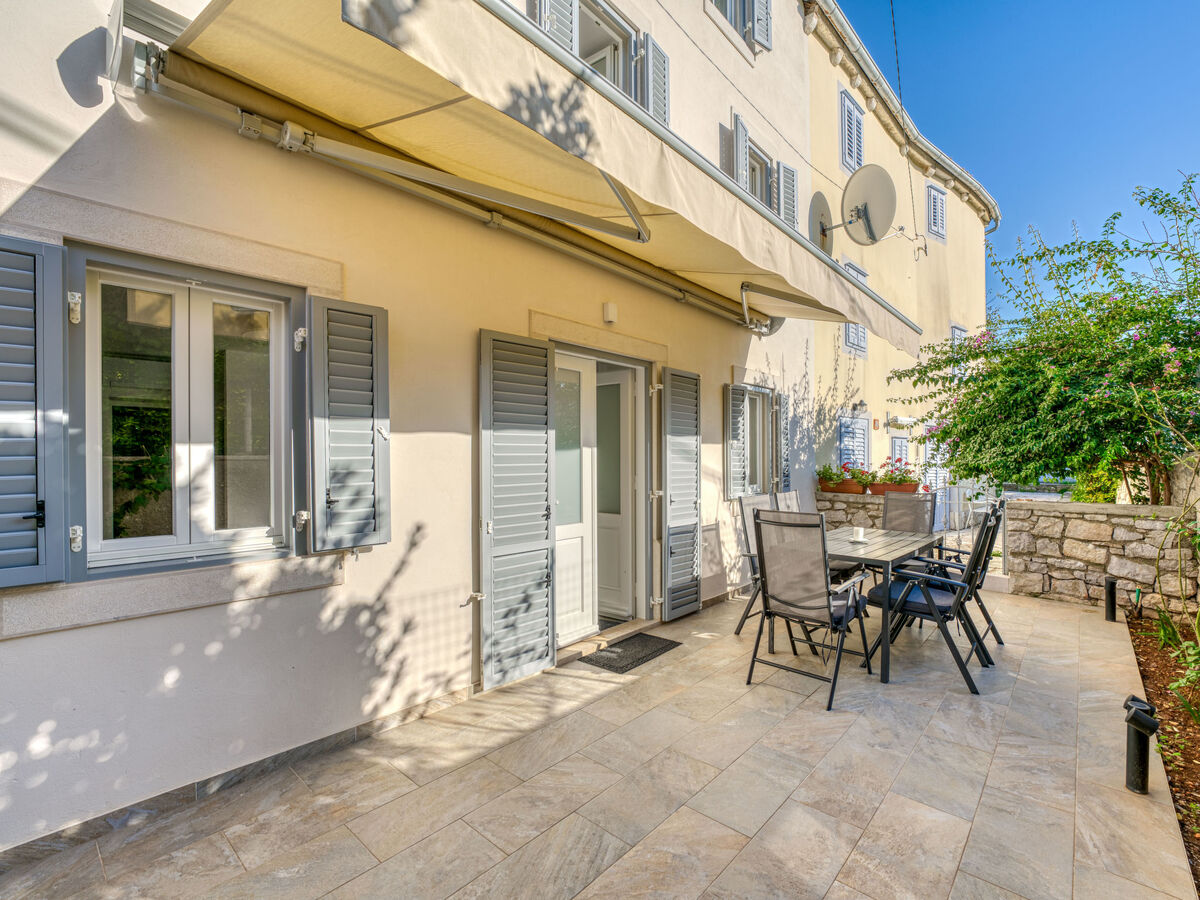 Maison Tanja à Osor, 3 chambres, 150 m de la mer - Photo 2