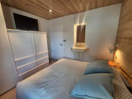 Appartement 2 pièces ski aux pieds à Tignes, balcon sud : photo 2