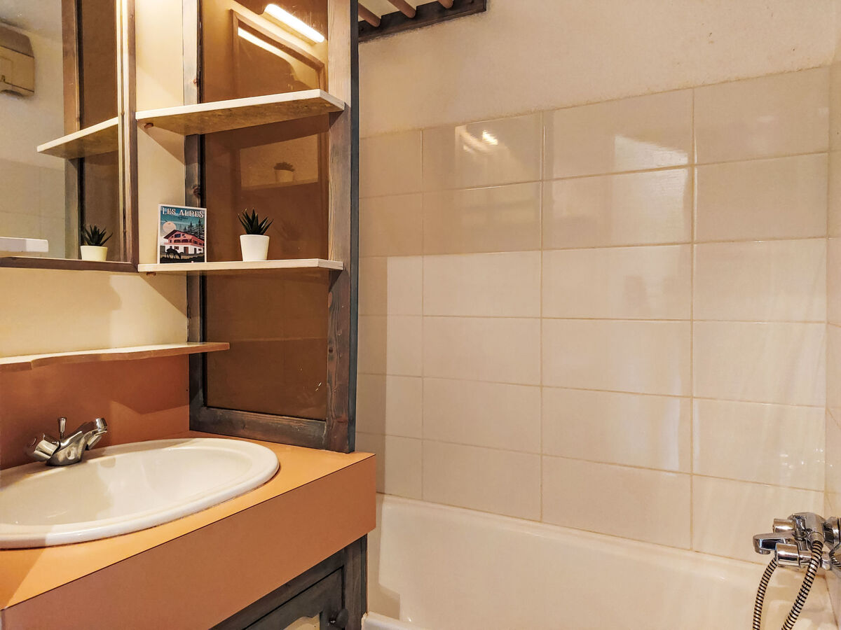 Studio 20m² Saint Gervais, vue montagne et ski à proximité - Photo 13