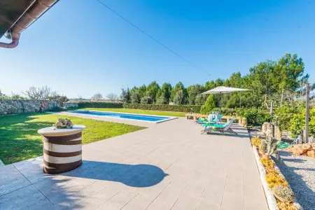 Villa Es Serral - Piscine d'eau salée à Sa Pobla : photo 15
