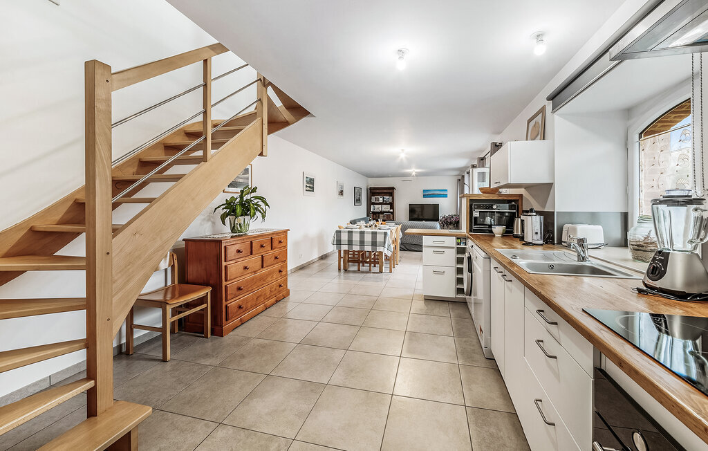 Maison pierre 70m² à Saint-Méloir, jardin et barbecue - Photo 7