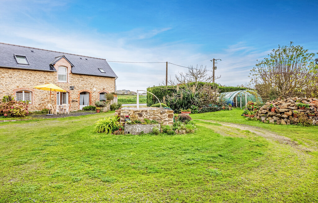 Maison pierre 70m² à Saint-Méloir, jardin et barbecue - Photo 10