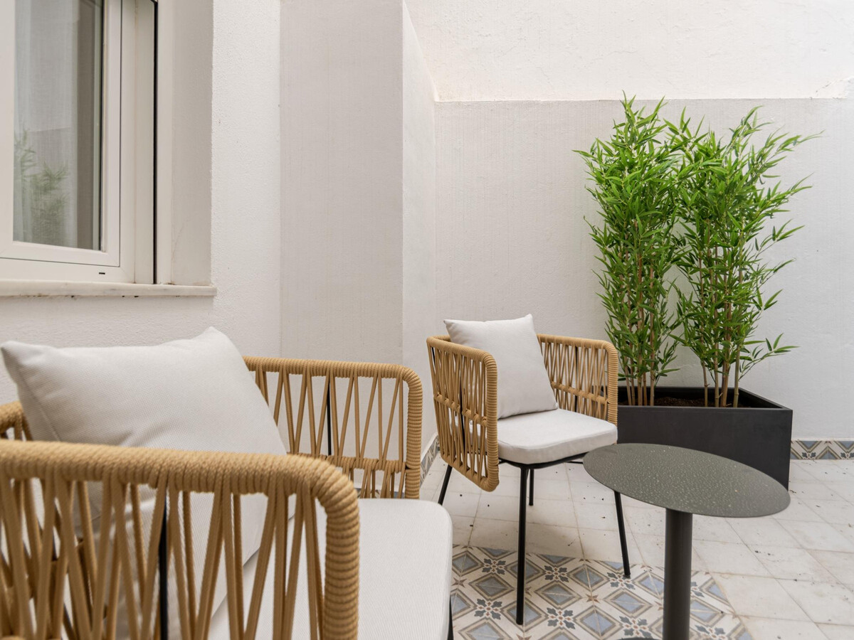 Appartement 2 chambres avec patio au centre historique de Málaga - Photo 4