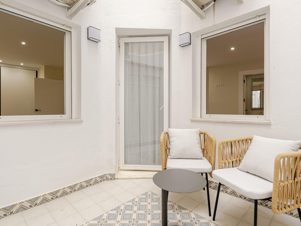 Appartement 2 chambres avec patio au centre historique de Málaga - Photo 5