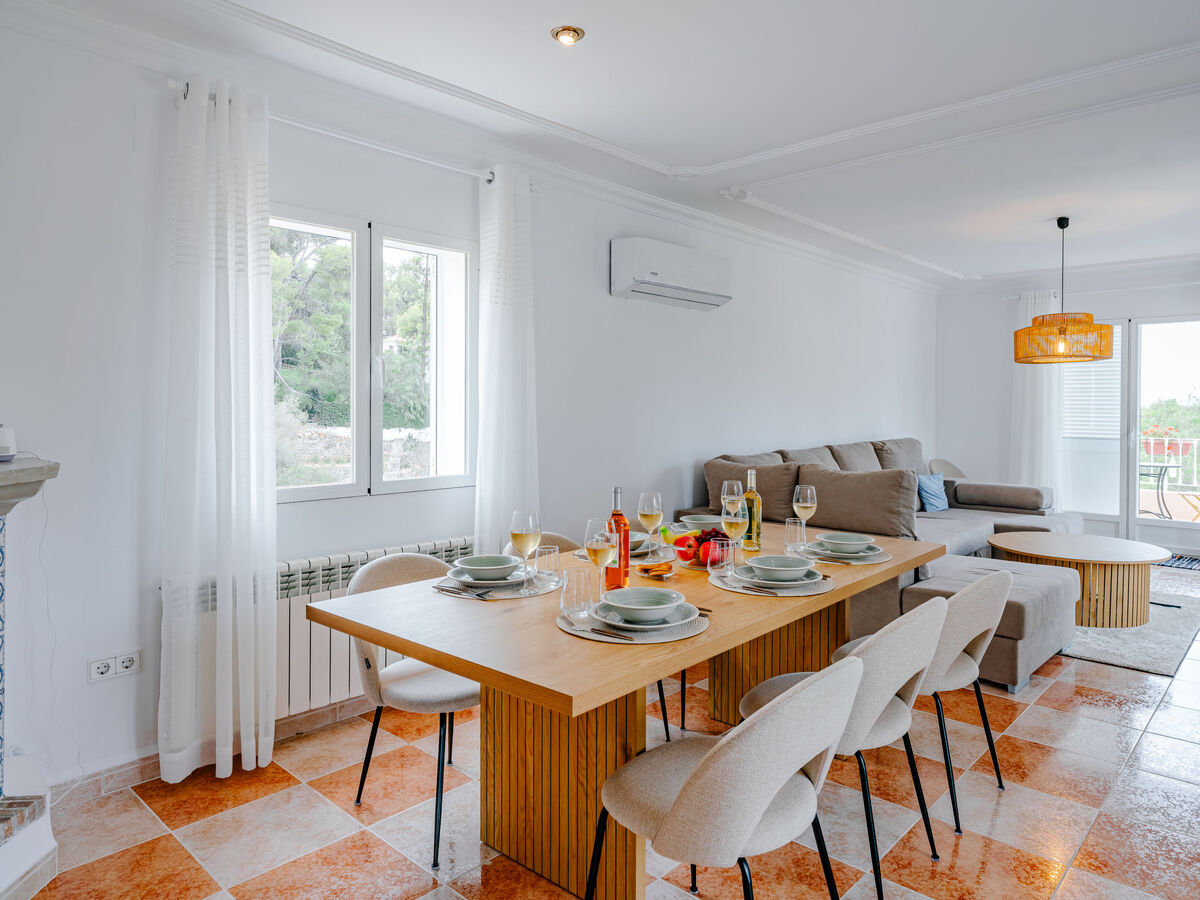 Villa Coquette à Dénia : 5 chambres, piscine et vue montagne - Photo 5