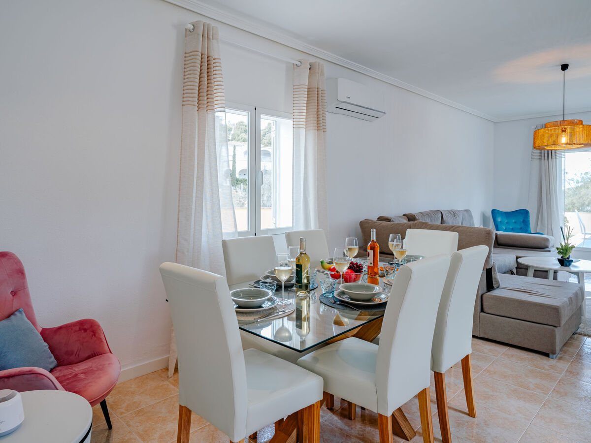 Villa Coquette à Dénia : 5 chambres, piscine et vue montagne - Photo 8