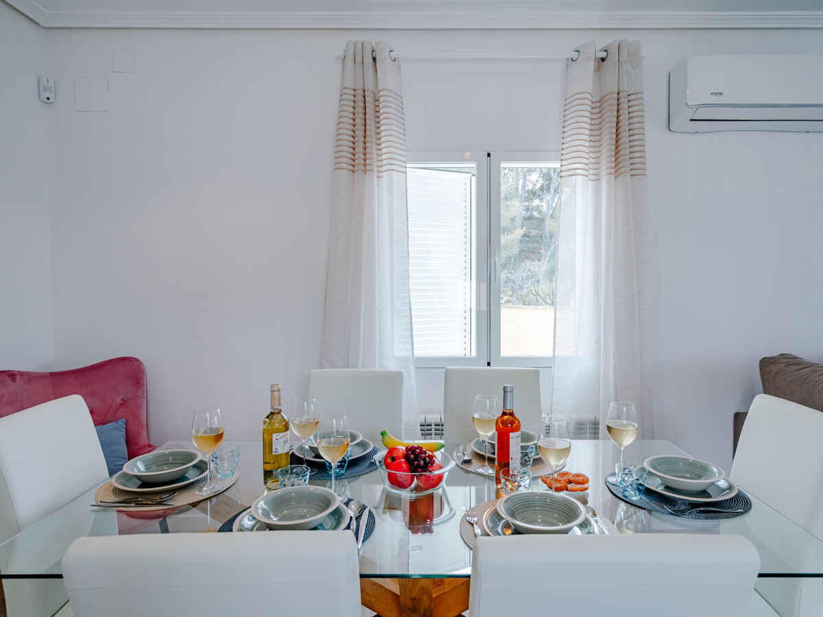 Villa Coquette à Dénia : 5 chambres, piscine et vue montagne - Photo 13
