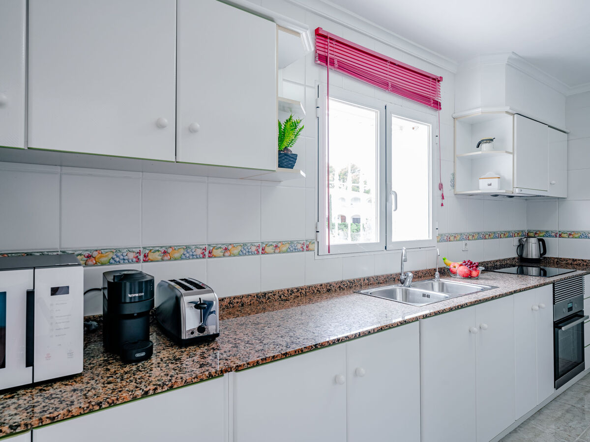 Villa Coquette à Dénia : 5 chambres, piscine et vue montagne - Photo 15